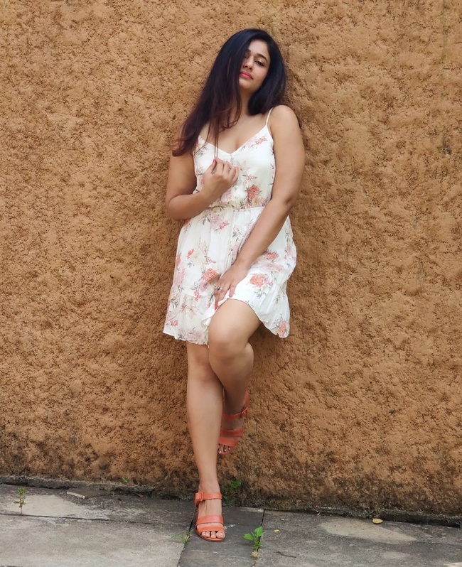 Poonam Bajwa Staggering Yoga Poses